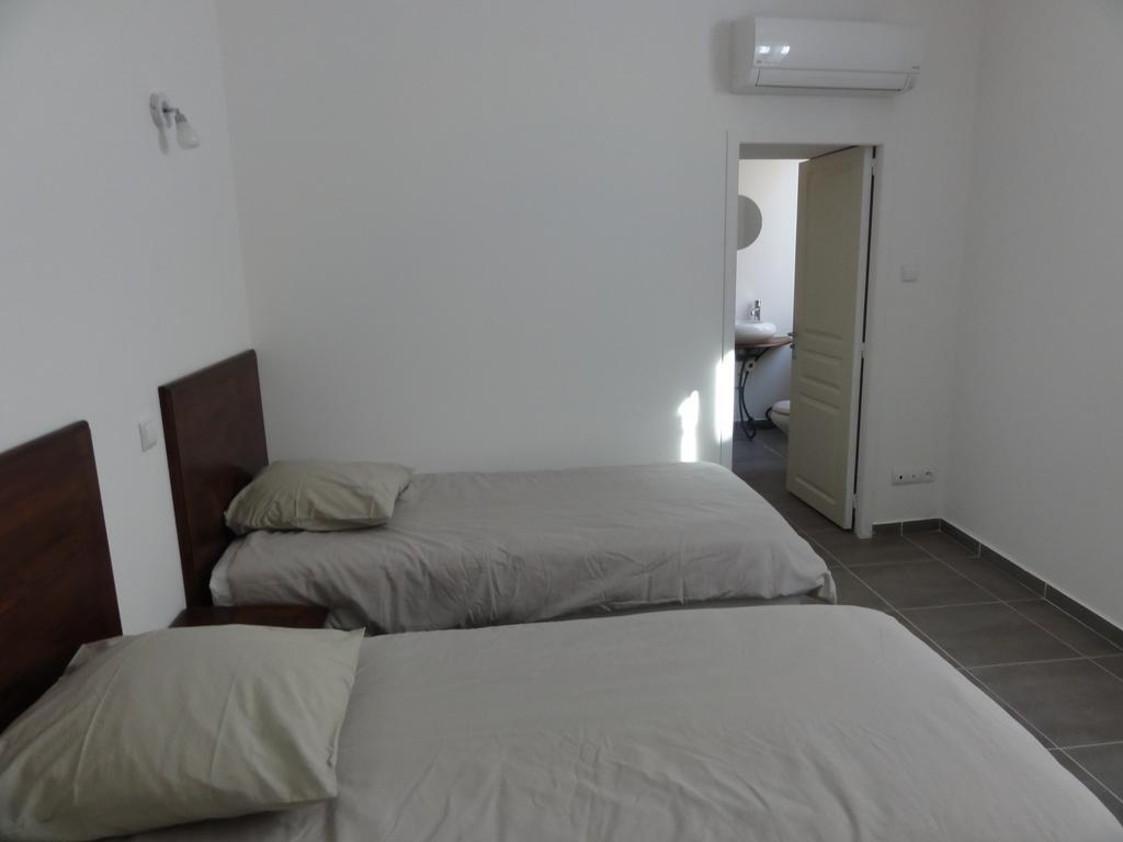 B&B Casa D'Oc Nissan-lez-Enserune Стая снимка